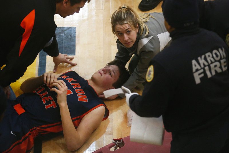 Basketball player rebounds from neck injury